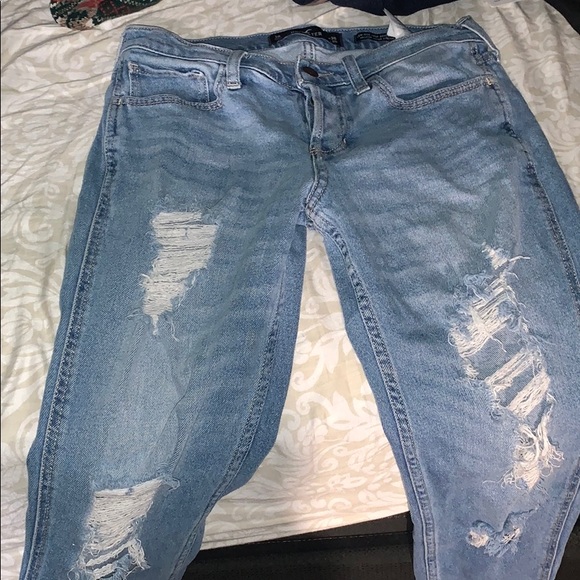 Hollister Denim - Hollister jeans size waist 26 length 25.